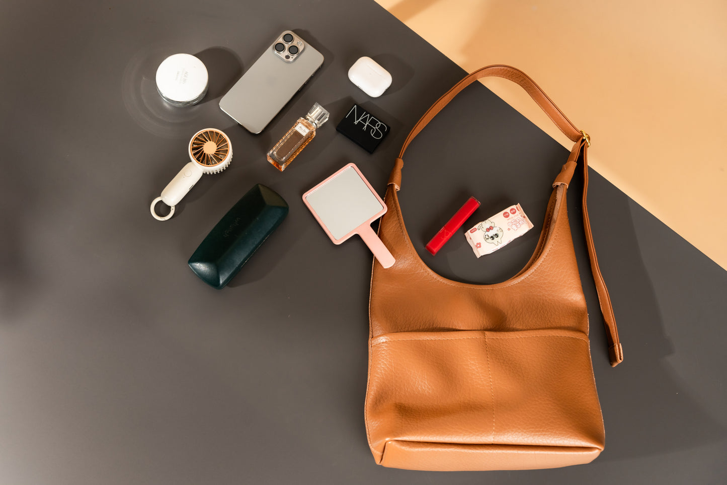 Viento.风 Bucket Shoulder / Crossbody Bag